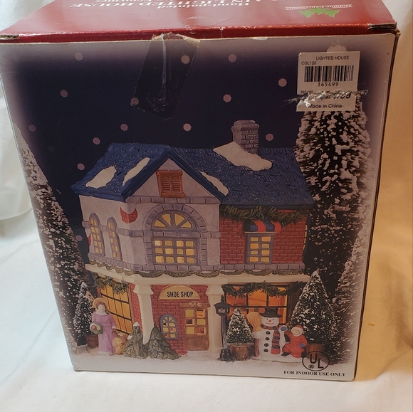 Holiday Expressions Vtg 1998 Hand Painted Porcelain Lighted House Int/Ext Figure - Picture 12 of 13